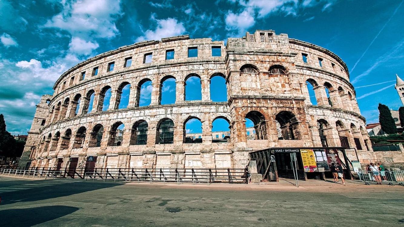 In The Center & Nice & Quiet Pula Dış mekan fotoğraf